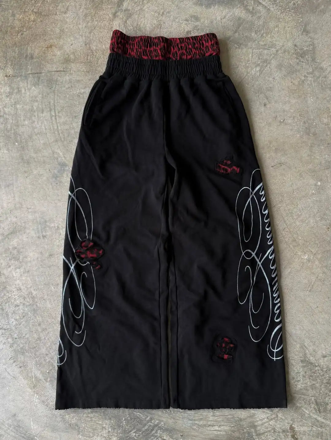 SIGNATURE LEOPARD SWEATS | BLACK